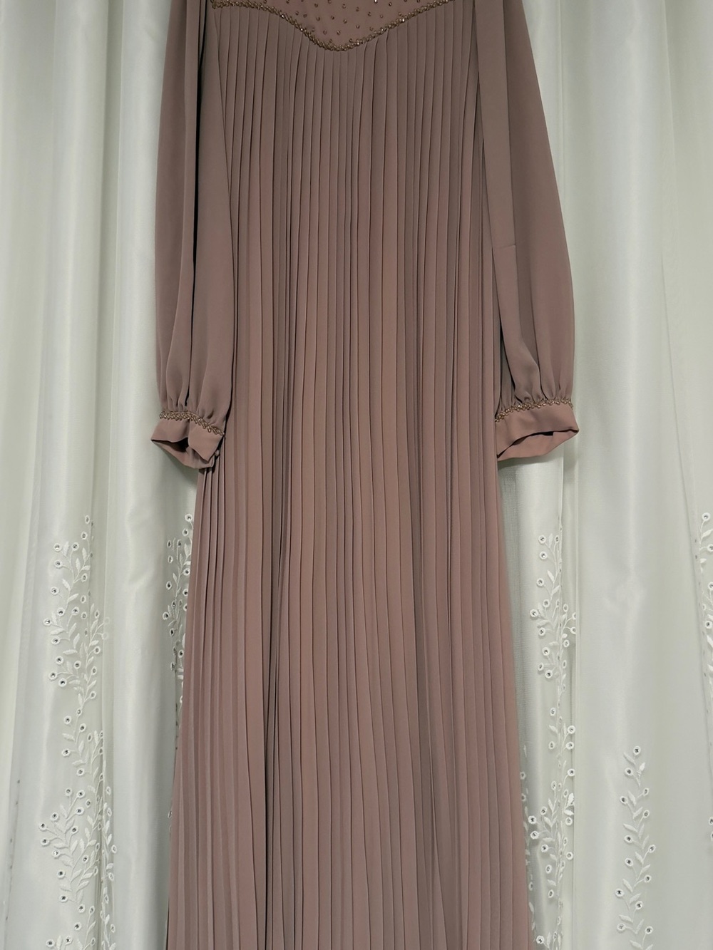 Pleated Maxi Dress in Mauve with Long Sleeves